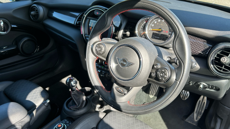 MINI Hatchback 2.0 Cooper S Sport II 3dr Petrol Hatchback